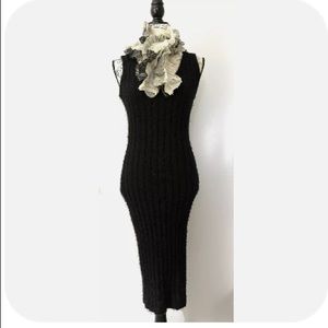 Women’s Sexy Black Rubbed Long Below Knee Sleeveless Dress Almost Famous